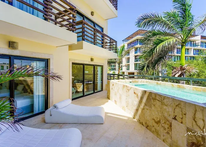 Aldea Thai L Resort-style Pool & Gym Apartamento