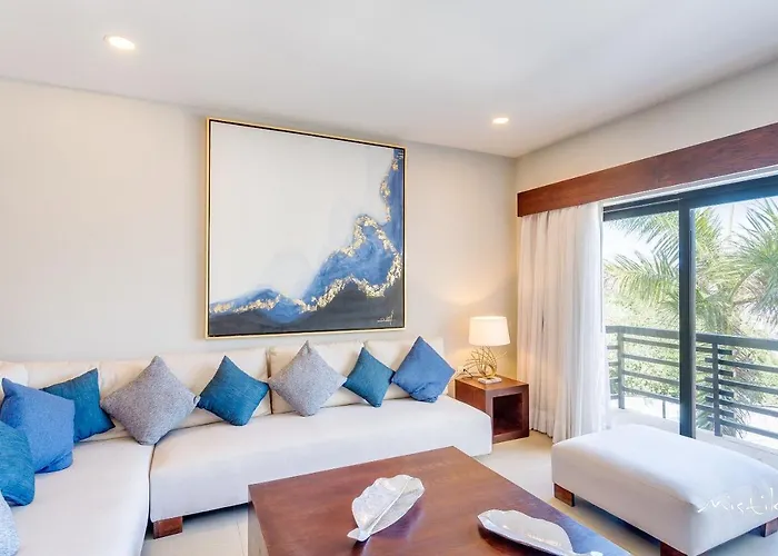 Aldea Thai L Resort-style Pool & Gym Playa del Carmen