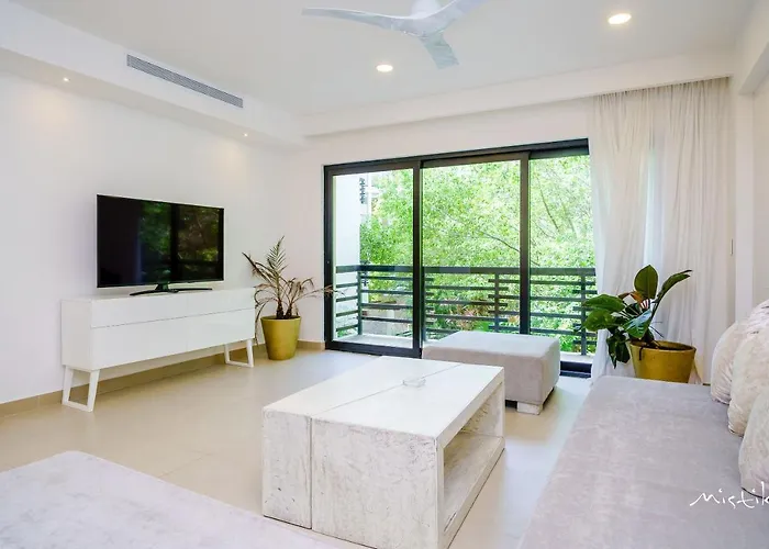 Aldea Thai L Resort-style Pool & Gym * Playa del Carmen
