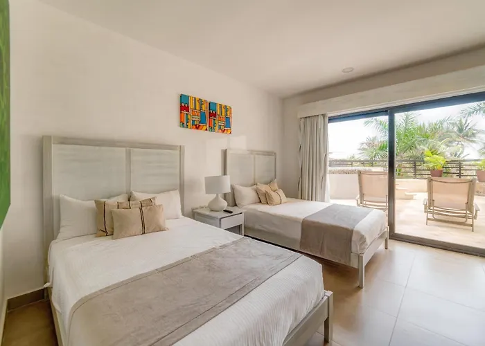 Aldea Thai L Resort-style Pool & Gym Playa del Carmen