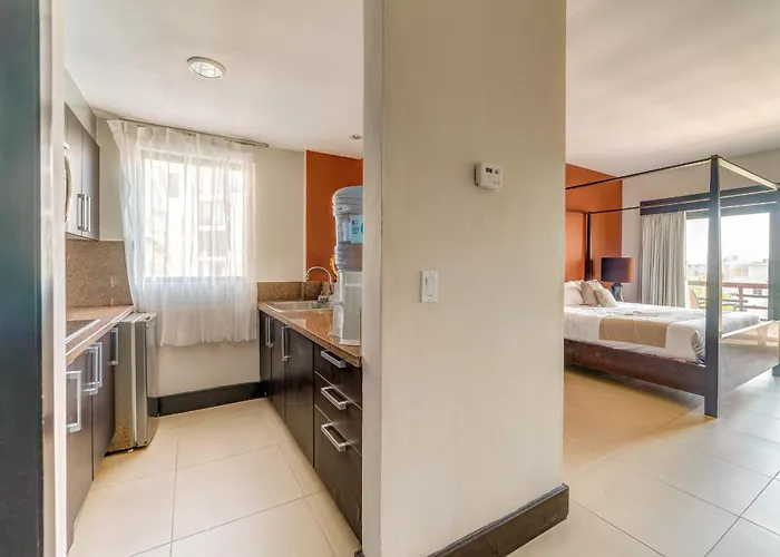Aldea Thai L Resort-style Pool & Gym * Playa del Carmen