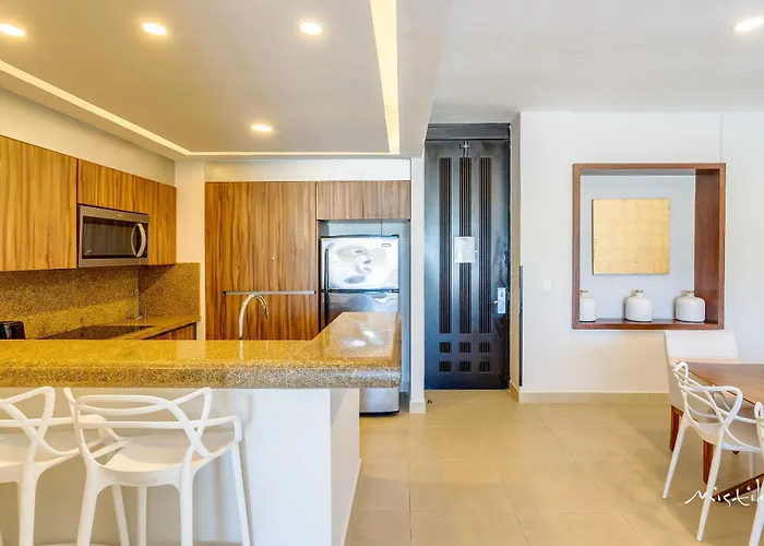 Aldea Thai L Resort-style Pool & Gym * Playa del Carmen